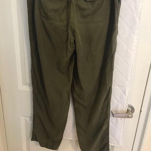 ANN TAYLOR Flare Green Pants - Picture 6 of 7